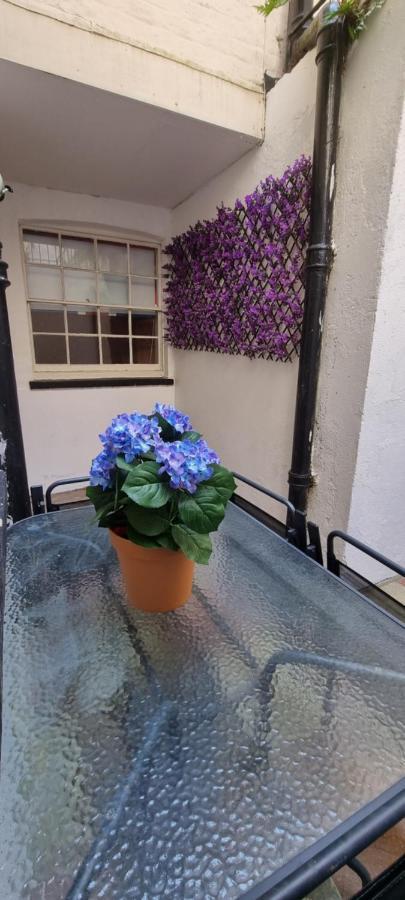 Diamond Harbour - Whole Huge Apartment - Wifi - Beach - Ramsgate Town المظهر الخارجي الصورة